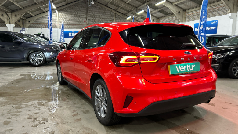 Ford Focus 1.0 EcoBoost Titanium 5dr Petrol Hatchback